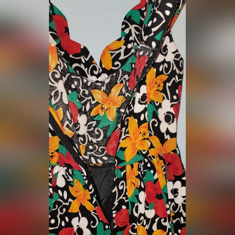 Vintage Steppin Out floral dress scallop neckline with crinoline Pin Up Style - Picture 5 of 16